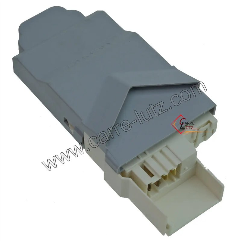 1325560017 - Verrou de porte de lave linge Aeg Electrolux Arthur Martin Faure Zanussi