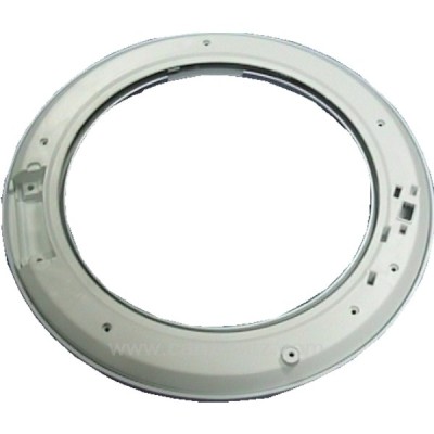 402208  C00058449 - Tour de hublot blanc de lave linge Indesit Ariston  19,00 €