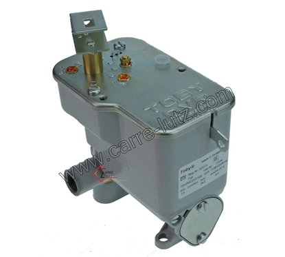 604009  Carburateur Toby 7,5/24 sortie latérale 152,50 €