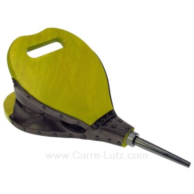 7064074B  Soufflet bois forme poire en bois cérusé couleur vert anis 51,80 €