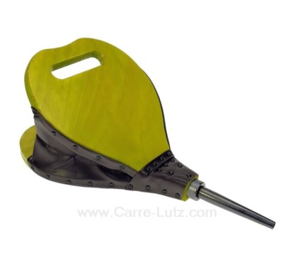 7064074B  Soufflet bois forme poire en bois cérusé couleur vert anis 51,80 €