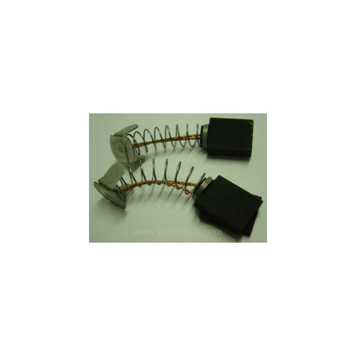 8010159  Jeu de charbon moteur (2x3.17)x14.28x17 mm 18,80 €