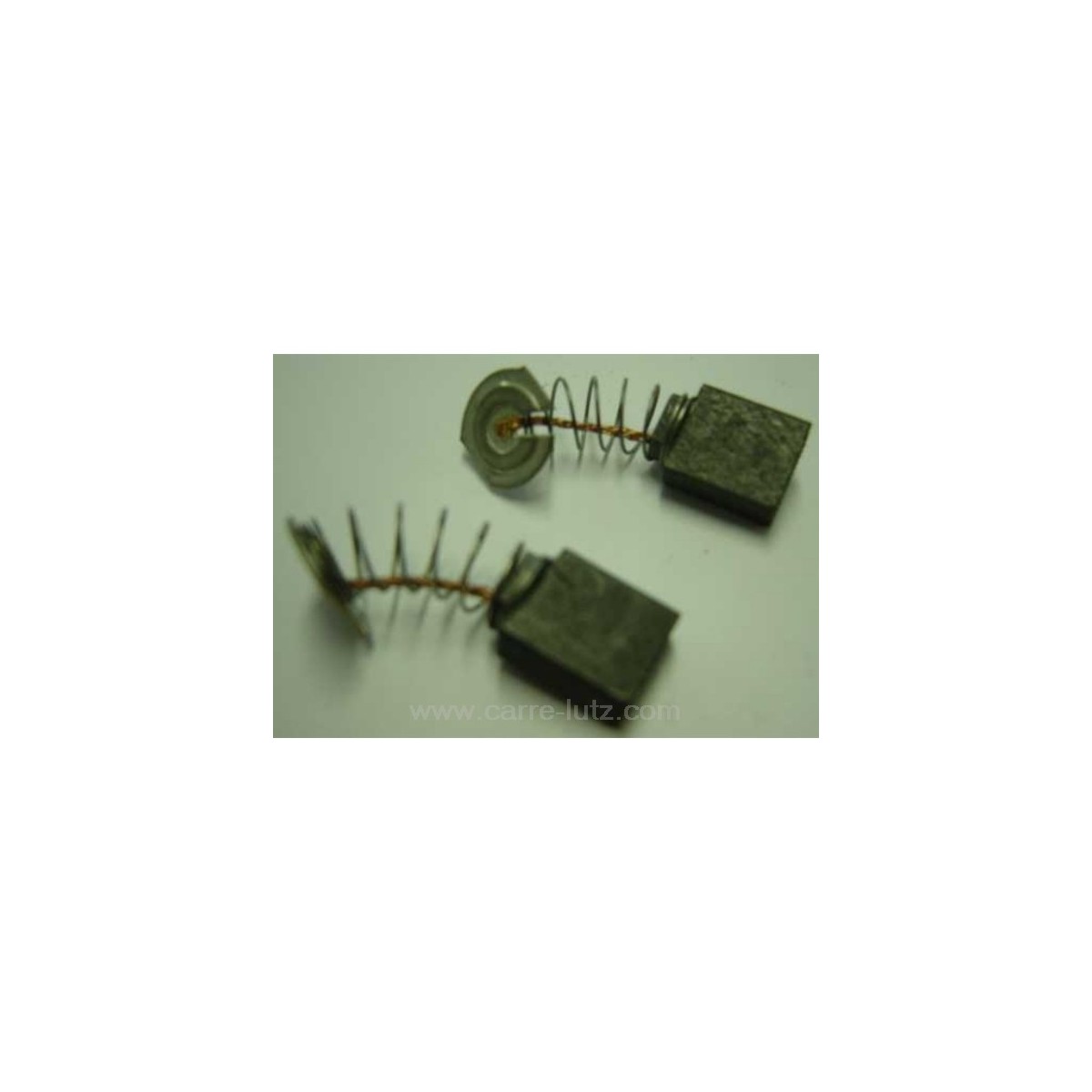 8011831 Jeu de charbon moteur 5x11x12,5 mm 12,60 € 8011831 Jeu de charbon moteur 5x11x12,5 mm 12,60 €