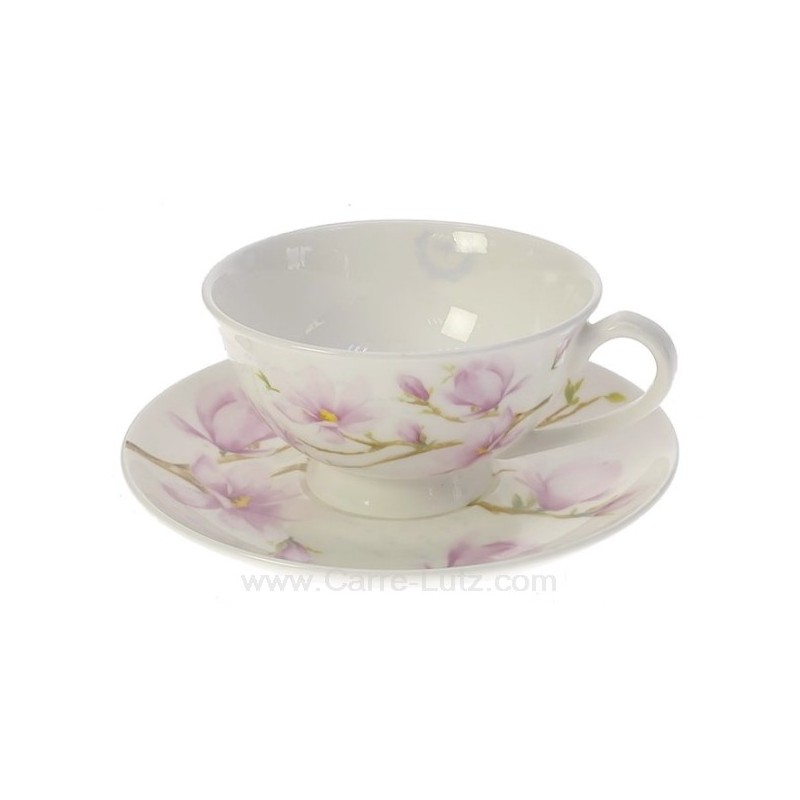 CL10030399  Coffret de 1 tasse à thé en fine porcelaine bone china décorée Magnolia en coffret cadeau  19,20 €