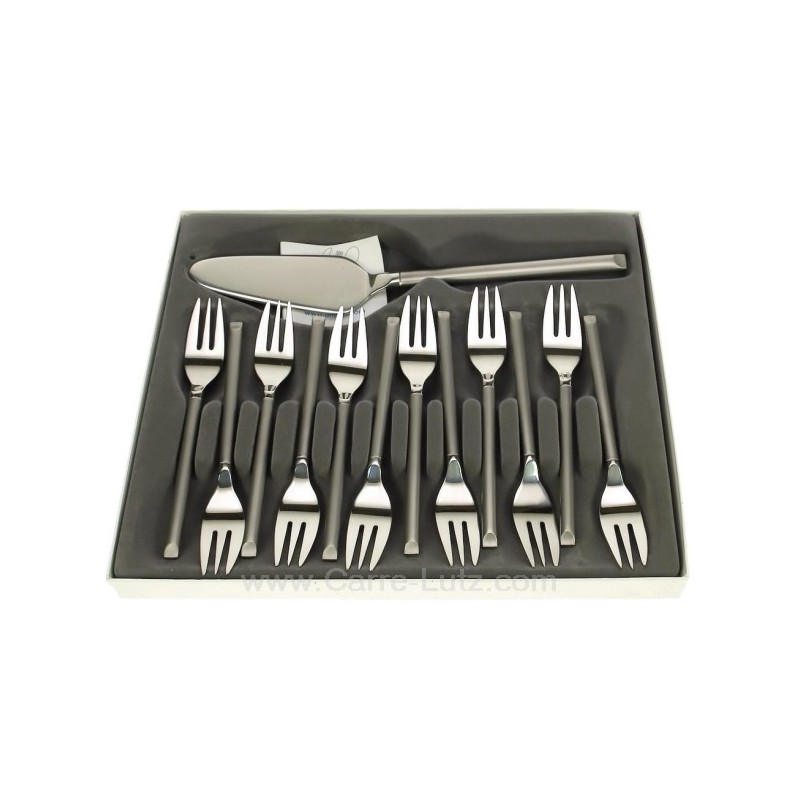 CL14002401  COFFRET 13 P. GATEAUX BALMORAL 81,90 €