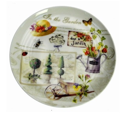 CL21010053  Coffret 1 assiette dessert jardin﻿ en fine porcelaine bone china﻿ 12,40 €