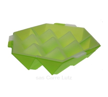 CL21020208  Bac à glaçons XL vert Lékué 19,90 €