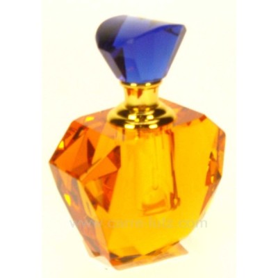 CL21040010  Flacon de parfum couleur ambre à facette avec bouchon bleu cristal de paris 33,00 €