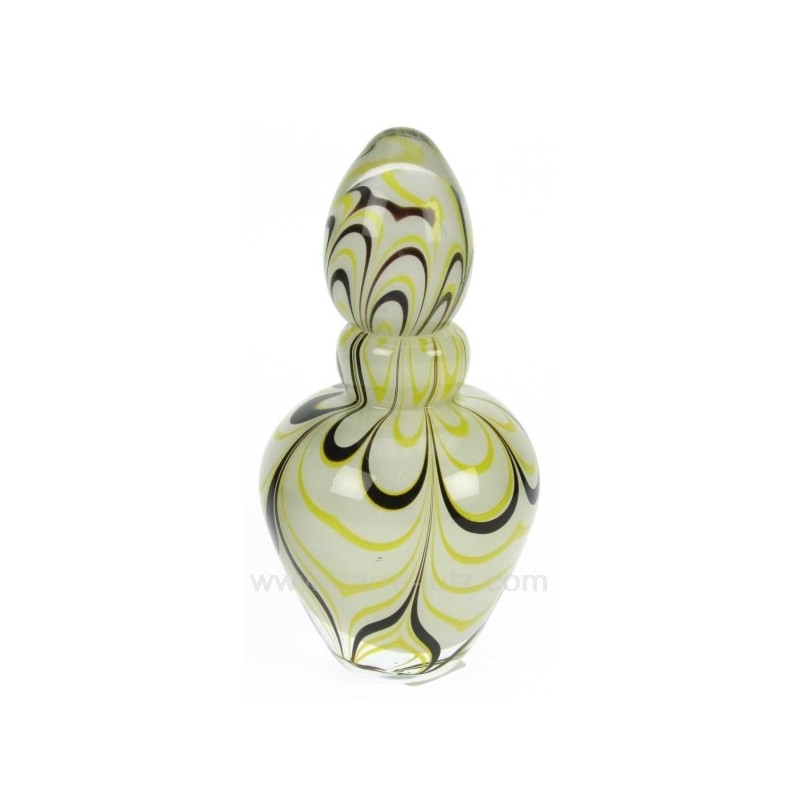 Flacon de parfum en verre soufflé couleur dominante jaune et vert