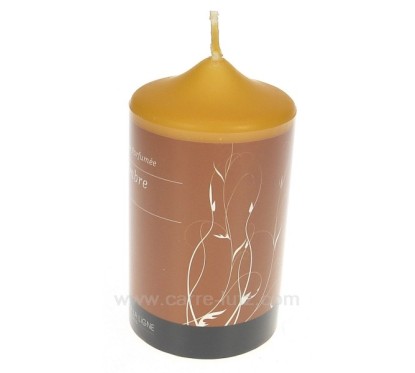 CL31000035  Bougie pilier parfumée ambre hauteur 11 cm Point à la ligne 9,30 €