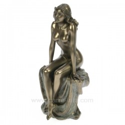 Sculpture en materiaux composite patiné bronze femme nue assise jambe croissée hauteur 20 cm, reference CL46101019