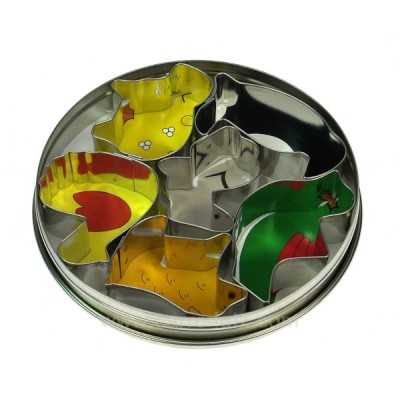 CL50150632 boite de 6 emportes pieces 8,80 €