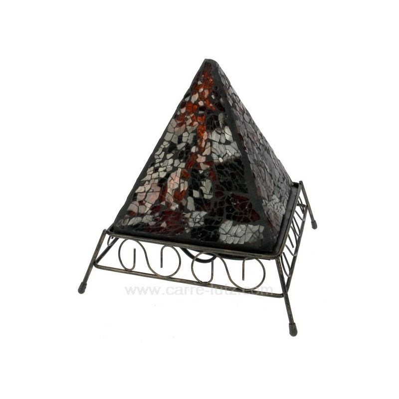 CL50250063 Lampe pyramide ambre 24,50 € CL50250063 Lampe pyramide ambre 24,50 €