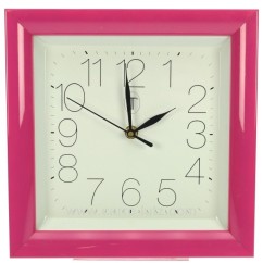 CL80000112  Horloge carre rose 34,50 €