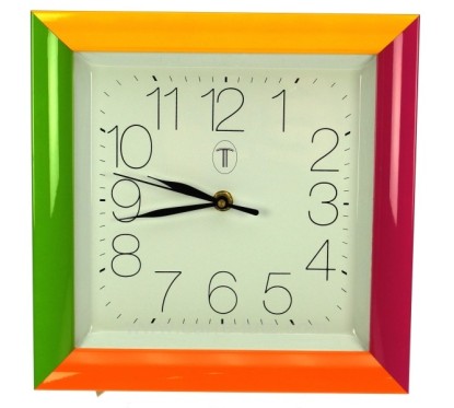 Horloge carre 4 couleurs