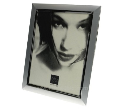 CL84000107  Cadre photo 18x24 argent 26,60 €