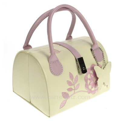 CL85000175  Coffret bijoux sac papillon en simili cuir blanc et rose 46,80 €