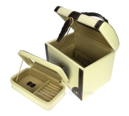 CL85000199  Vanity maquillage et bijoux en cuir beige et marron façon croco 154,30 €