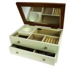 CL85000225  Coffret à bijoux en bois blanc dessus chêne clair 103,70 €