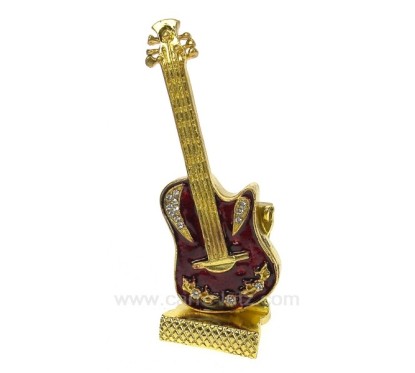 CL85002023  Boite métal émaillé avec strass guitare  21,70 €