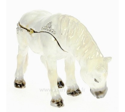 CL85002077  Boite métal émaillé avec cristaux ﻿décor cheval blanc﻿ 37,70 €