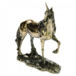 Sculpture en résine et poudre de bronze La licorne hauteur 23 cm