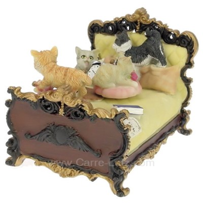 CL50231131  Lit avec chats en résine 43,60 €