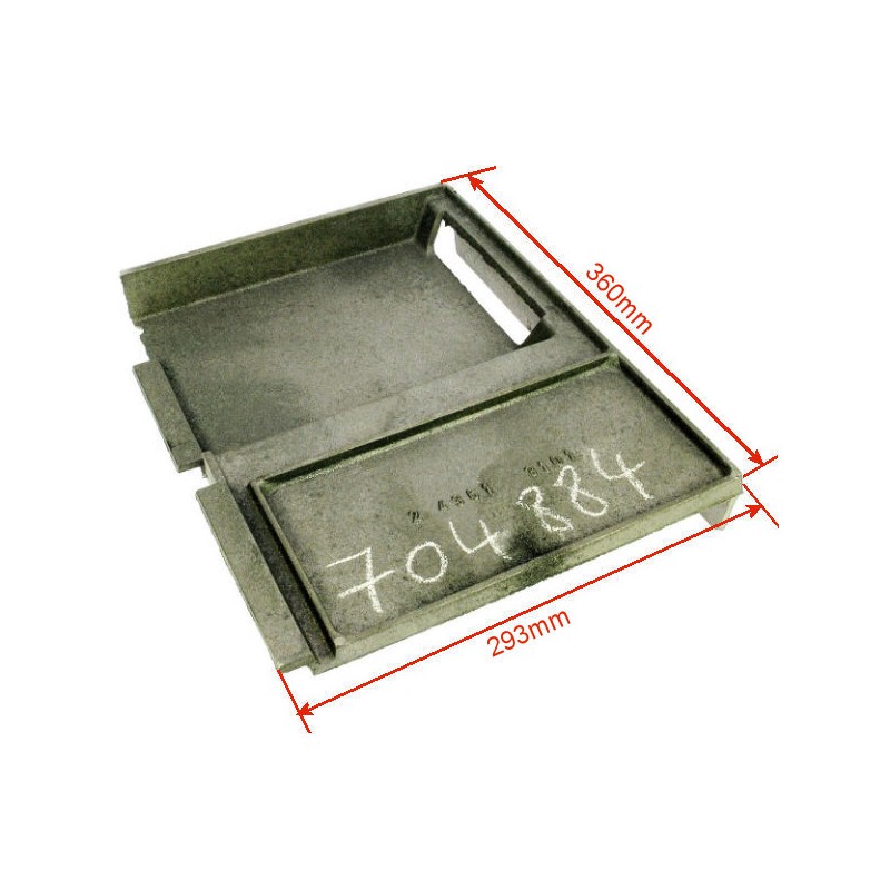 704884  24361310100 - Coté gauche boite circulation de convecteur Godin 3101 68,70 €