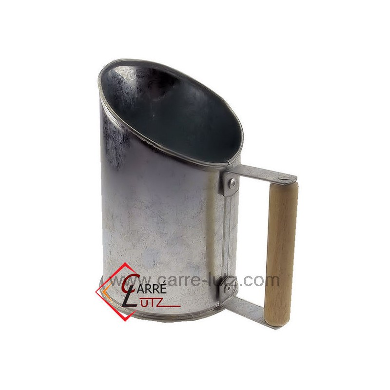 Pelle à pellet en zinc