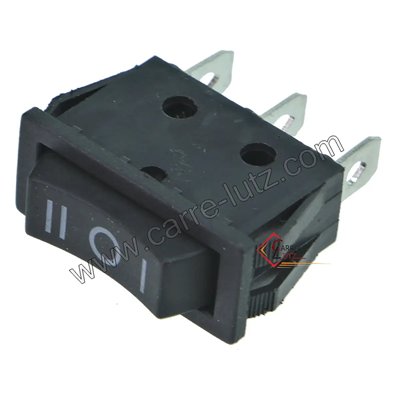 220111  Interrupteur inverseur 10A 250V 3 cosses 7,50 €