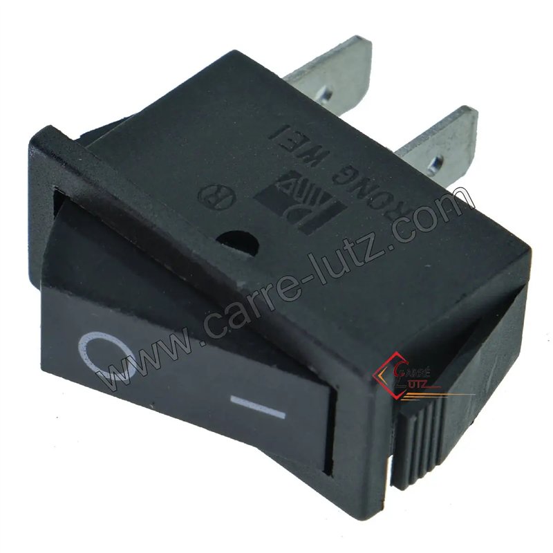 220119  Interrupteur marche arret 16A 250V 1,40 €