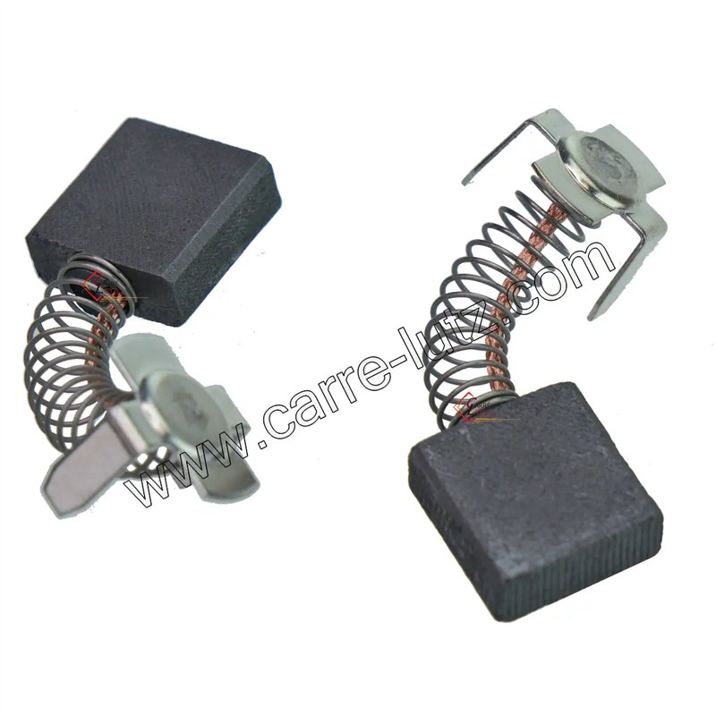 8011796 Jeu de charbon moteur 17x7x17 mm 16,00 € 8011796 Jeu de charbon moteur 17x7x17 mm 16,00 €