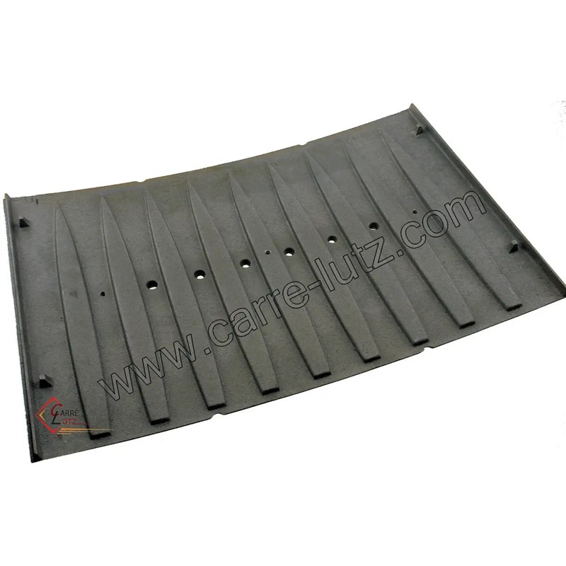 704922  12422364102 - Plaque arrière de foyer Godin 222,80 €