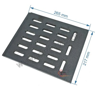 702549  CH82051061270 - Demie grille de foyer godin 1270 47,30 €