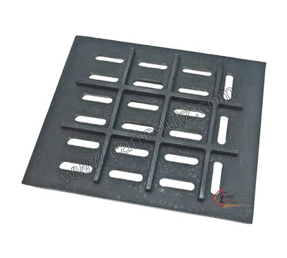 CH82051061270 - Demie grille de foyer godin 1270