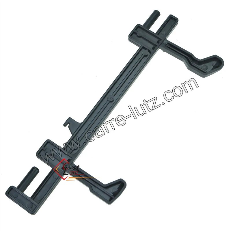 405803  480120100333 - Pene de porte de micro ondes Laden Whirlpool  17,80 €