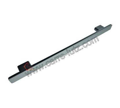 531400  Poignée de porte 481010600233 de four Whirlpool 13,70 €