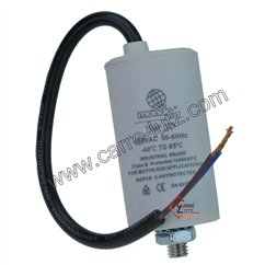 230040  Condensateur permanent à fils 10 MF 450V 4,10 €